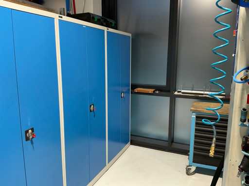 OTTO KIND Metal Cabinet