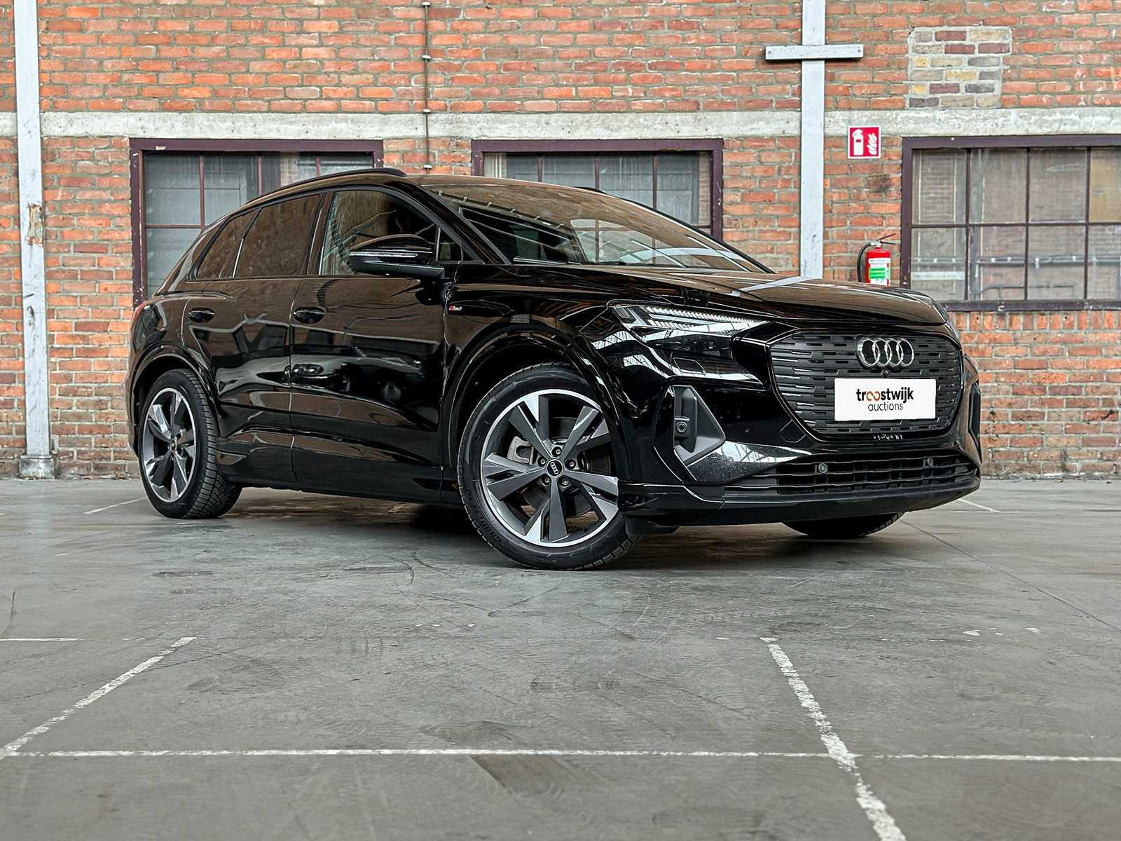 Audi Q4 e-tron 50 quattro Launch Edition S Competition 77 kWh 299pk 2022 (Original Dutch + 1st owner), P-122-GB 