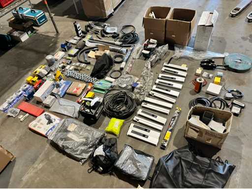 Partij auto en aanhangwagen onderdelen