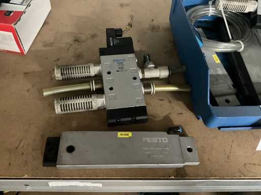 Festo Pneumatische componenten (8x)