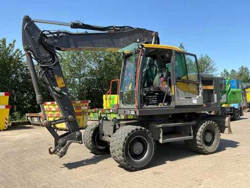 2017 Volvo EW160E Wheeled Excavator 4x4