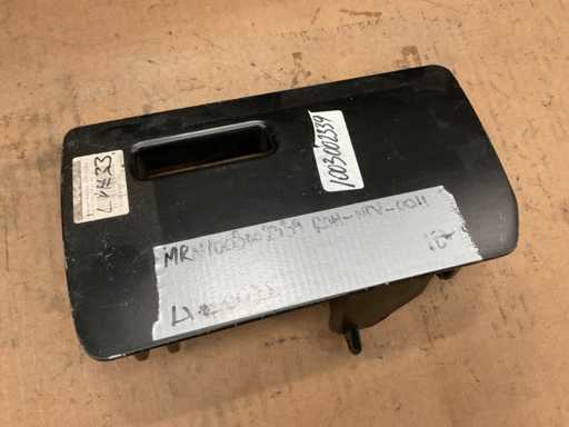 Couvercle central du pare-chocs