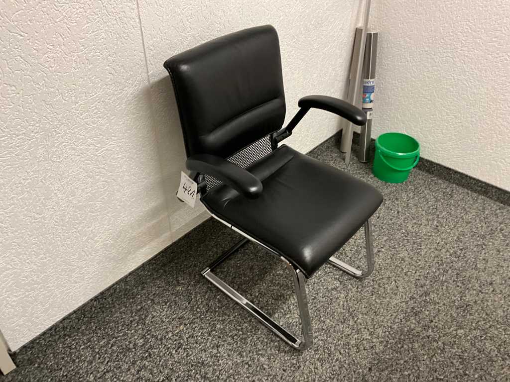 Giroflex chair,