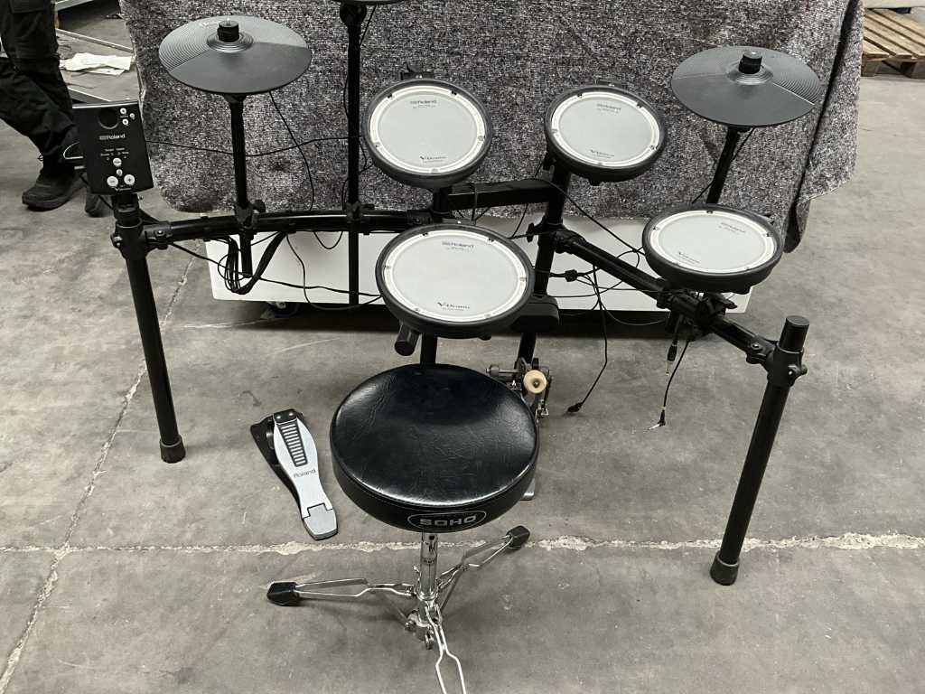 ROLAND TD1 Electronic Drum Set