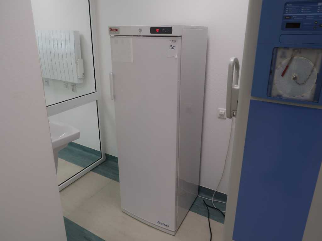 Thermo Scientific - 288R-AEV-TS - Laboratory refrigerator