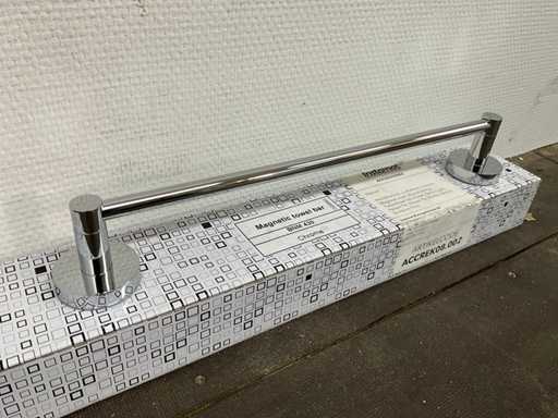 Instamat - BNM 430 - Porta asciugamani magnetico 45 cm