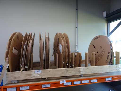 Mouser Electronics - Connectors on Roll (11x)