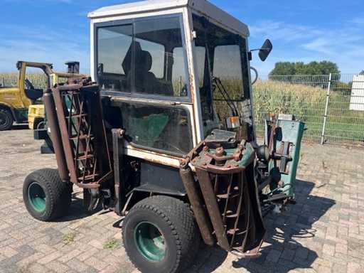 Mașini de tuns iarba cu mulinetă