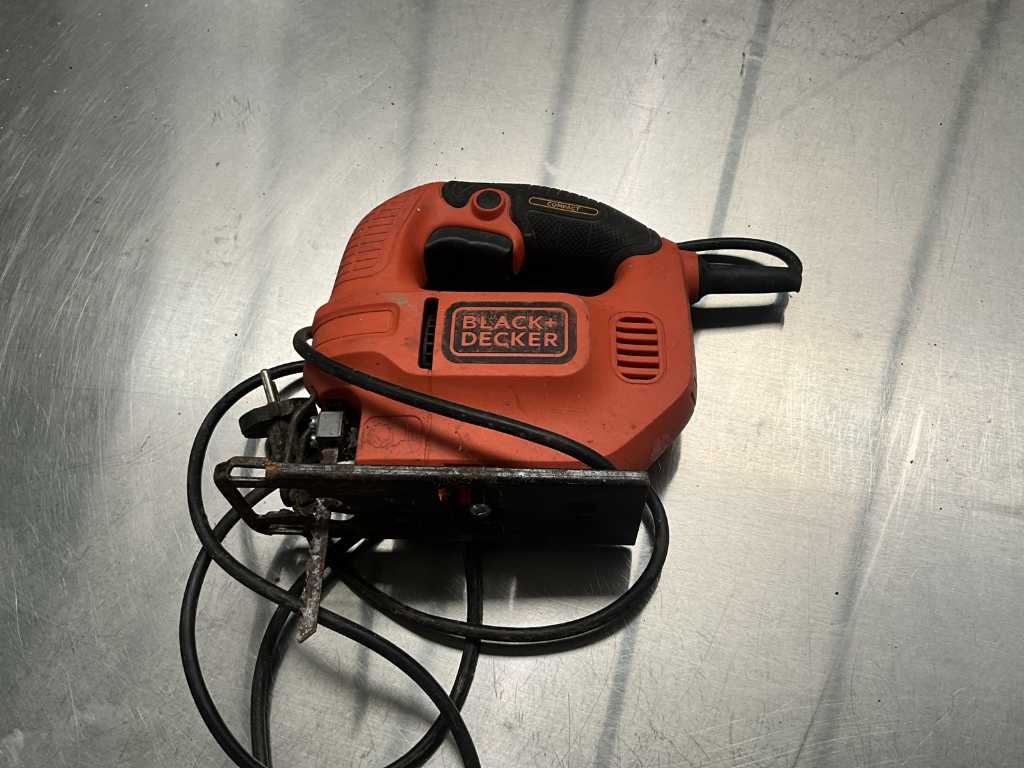 Scie sauteuse BLACK & DECKER KS501