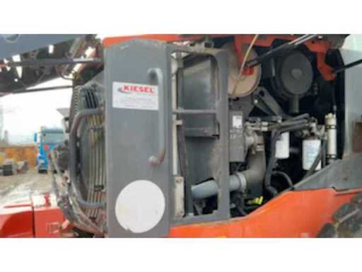 1e49a082-4c18-49f3-8cea-034aafee996c.mp4