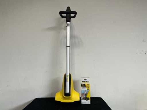 Kärcher PCL 4 Patio Cleaner