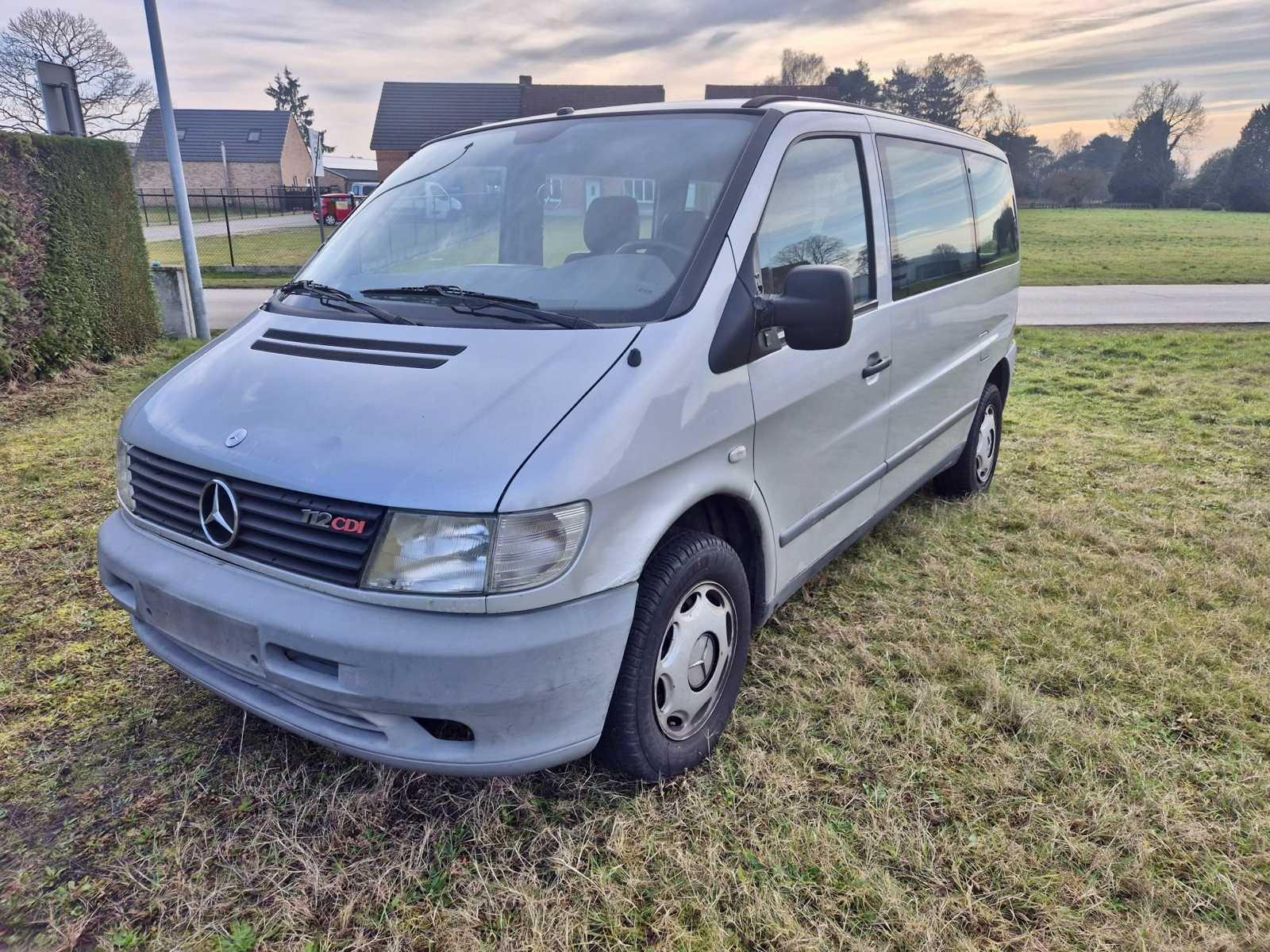 2001 Mercedes Vito L Passenger Car
