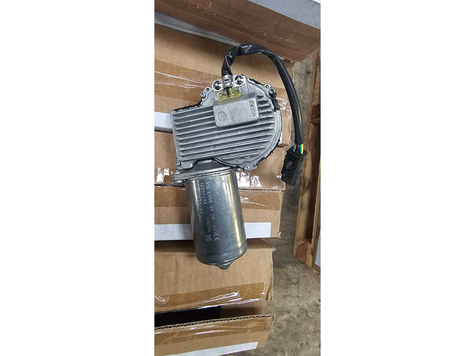 71x DOGA Wiper Components – Arms, Motors & Linkages for Trucks/Buses