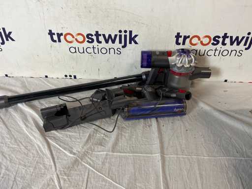 Dyson airwrap (2x) | Dyson v8 advanced stofzuiger