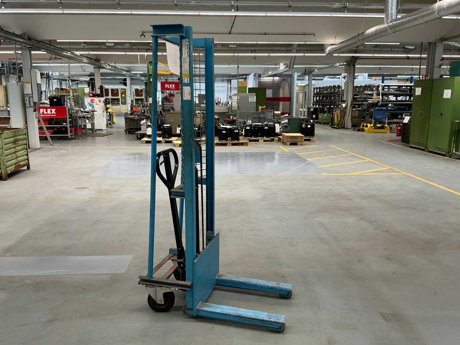 KAISER + KRAFT HS3015 Stacker Truck