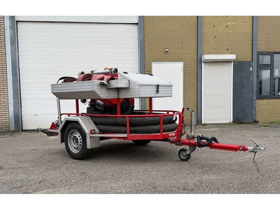 Mucar Trailer with Fox Rosenbauer Engine Sprayer