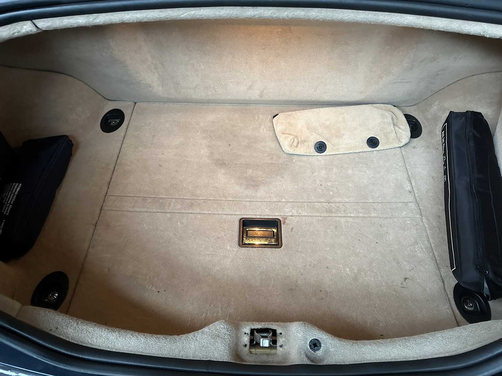 Maserati Quattroporte 4.2 V8 Duo Select 400pk 2006, L-851-RK Youngtimer