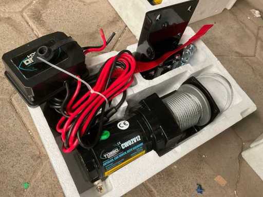 Tułów CW02V12 wyciągarka linowa