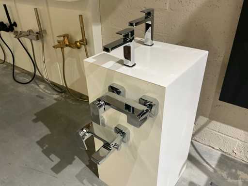 IDEALSTANDARD Robinets de lavabo et de baignoire (21x)