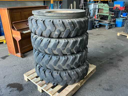 Dredging Security Tire, wheel and rim