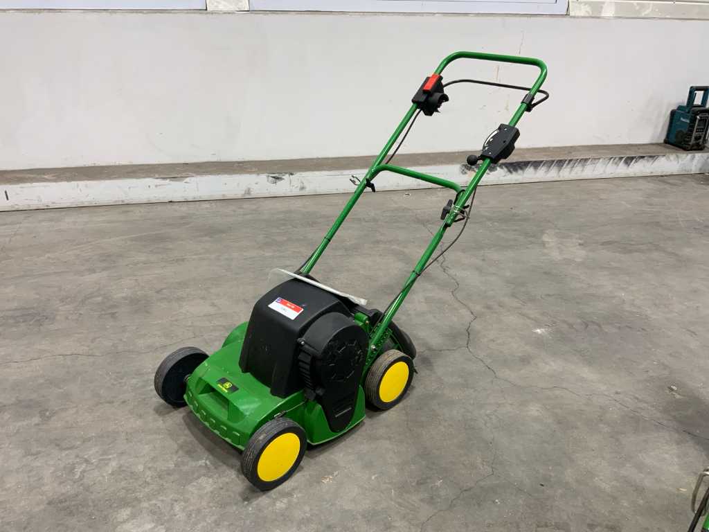 John deere deals lawn scarifier