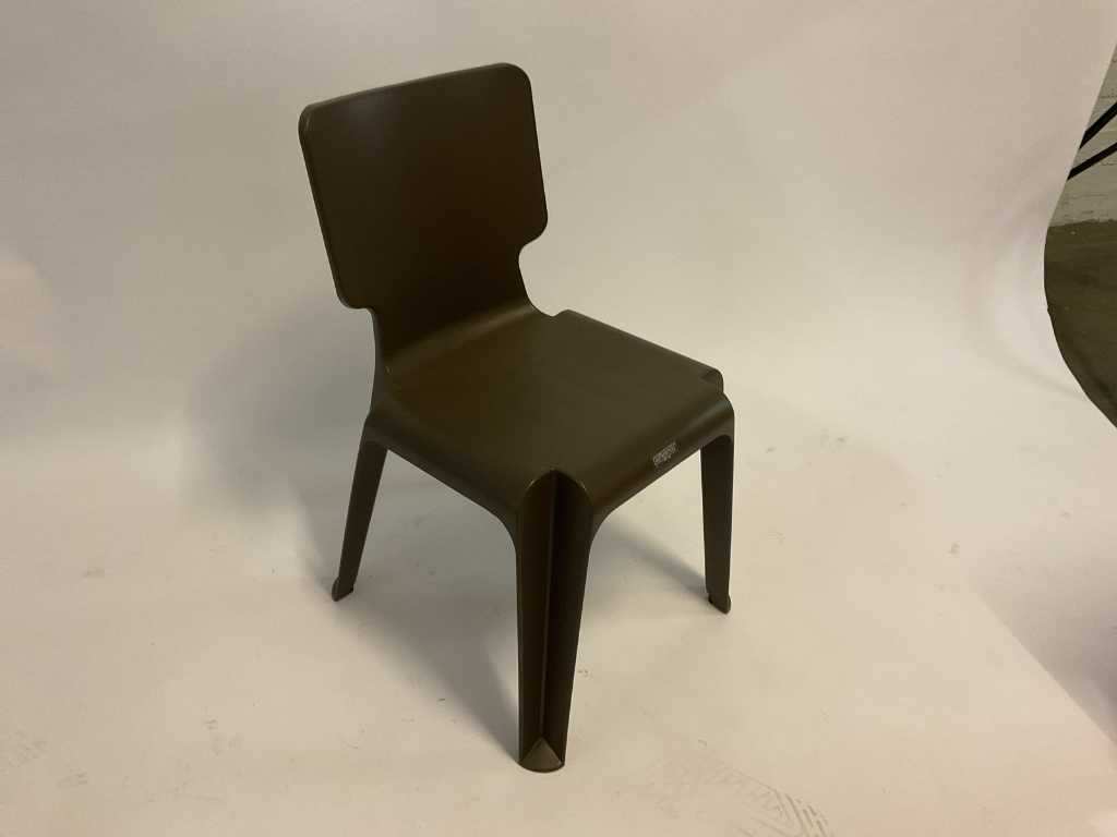 Krzesło Authentics WAIT (sztaplowane) 34x