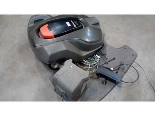 Mașini robotice de tuns iarba Husqvarna 430x 2020