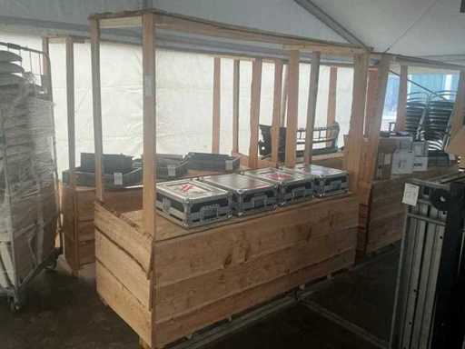 Wooden stall 2 meters (4x)