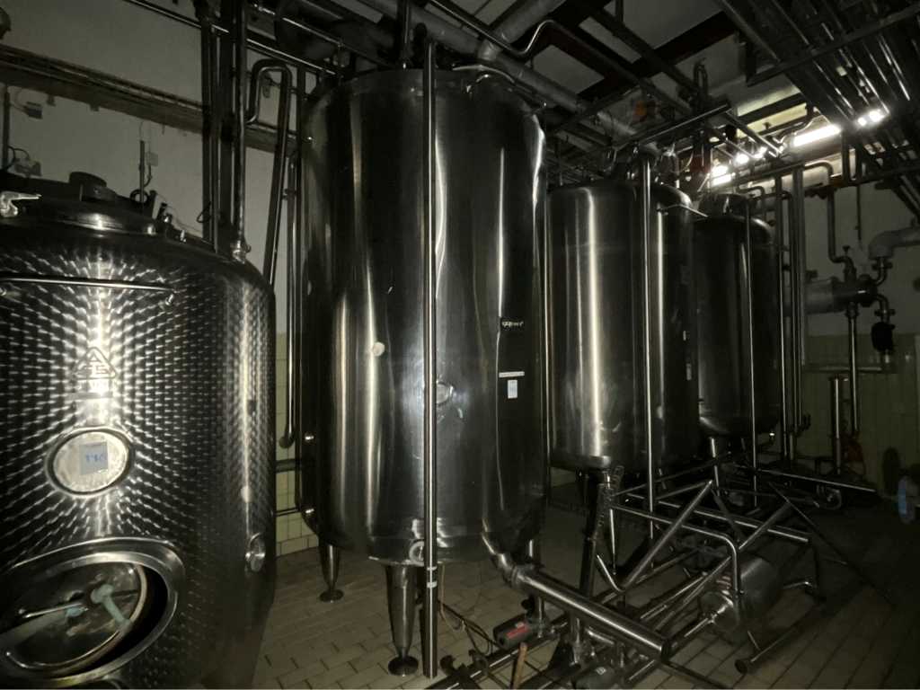 Ahlborn s/s vertical Storage Tank (7.000L)