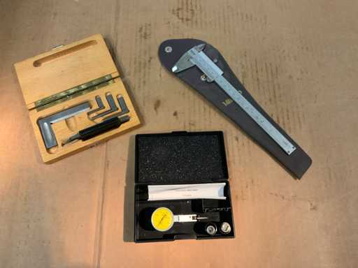Mahr Divers Measuring Tools