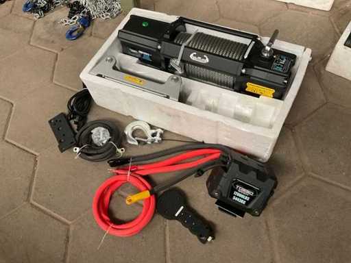 Trunchi CW12V12 troliu de mașină
