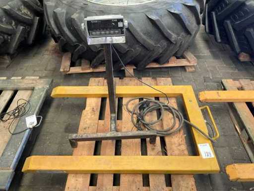 Échelle de palette NT-200A 2012