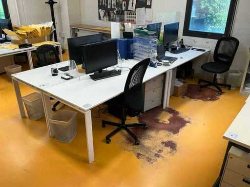 Poste de travail quadruple de bureau