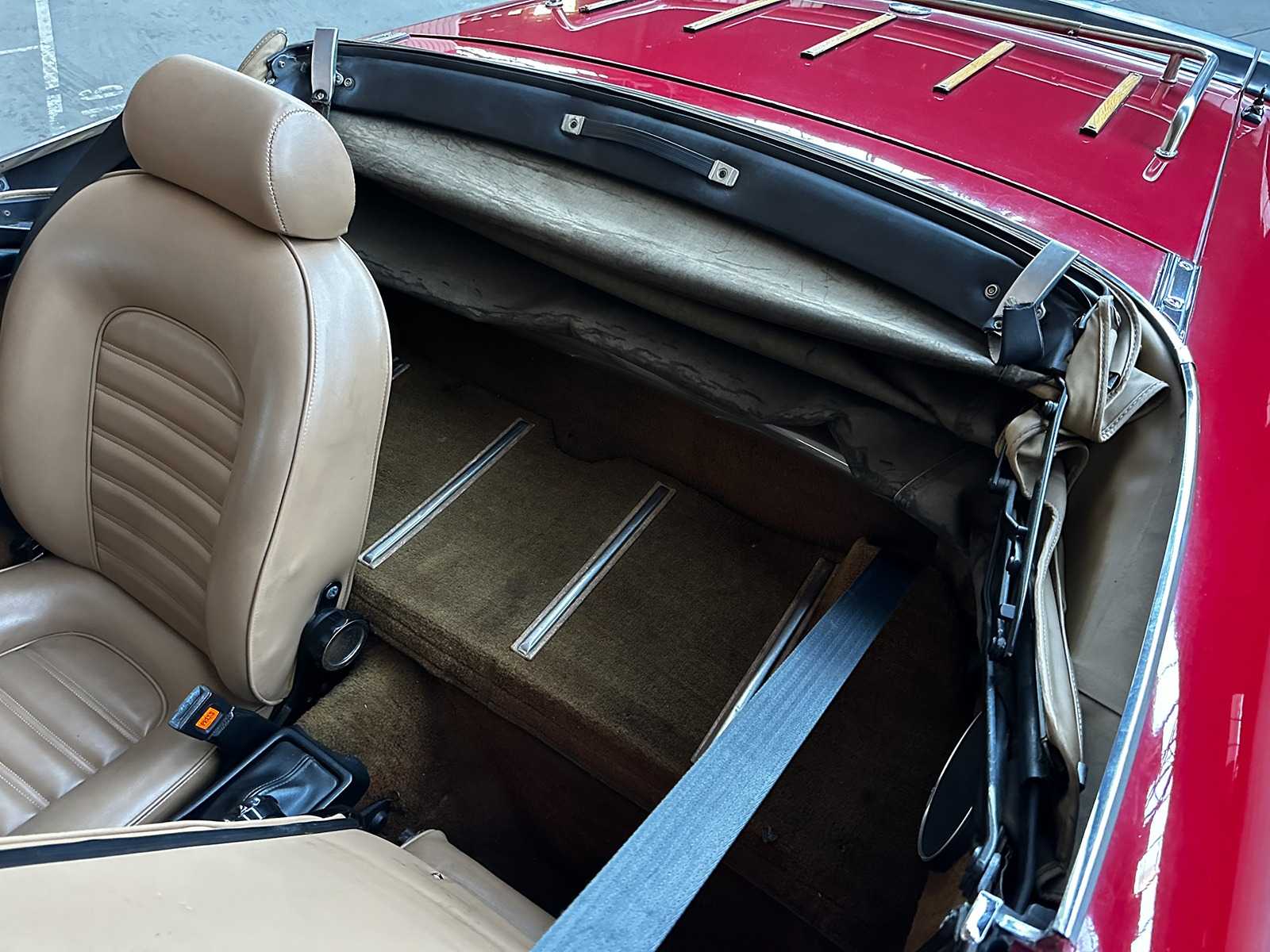 Alfa Romeo Spider 2.0 118pk 1987, NS-842-F