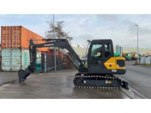 e7581444-585b-4f5e-90e4-fb5f0df4eb86.mp4