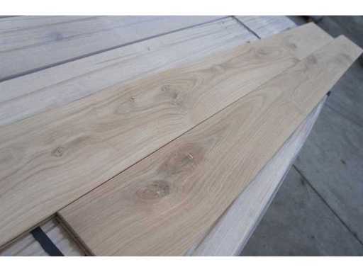 66 m² Parchet masiv de stejar 20mm