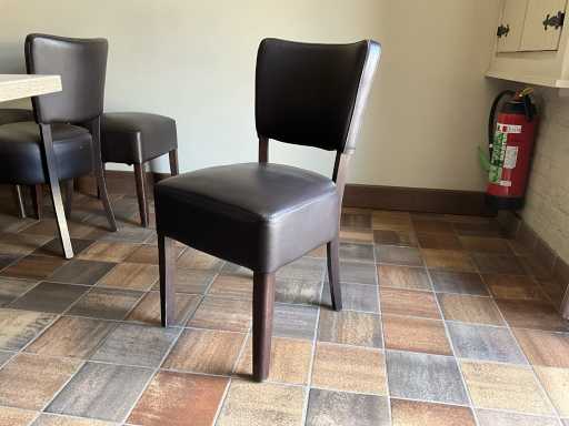 Dining chair (40x)