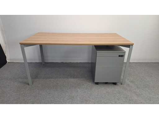 BENE - Biurko z jednostką w szufladzie