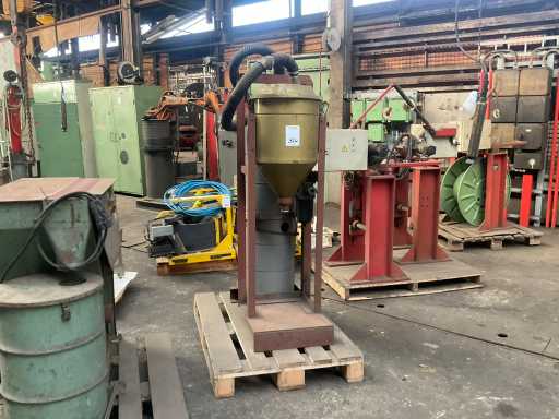 Aspiratore di polvere