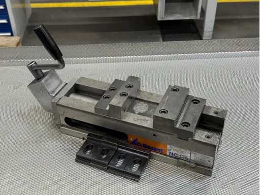 GARANT NC 125 Machine Vise