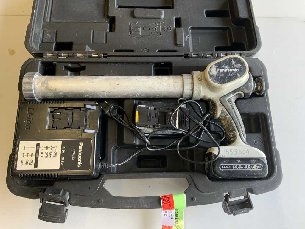 2018 Panasonic EY 3641 LS Cordless Caulking Gun
