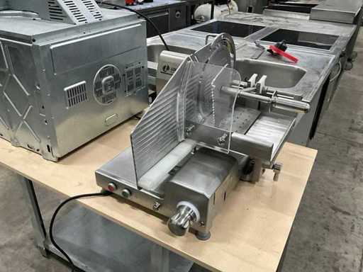 Dadaux Gastrotech Vertical 300 Slicer 2018