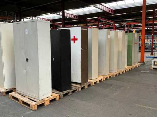 Różne szafki na dokumenty (10x)