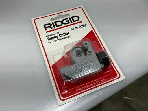 RIDGID No.104 Pipe Cutter (17x)