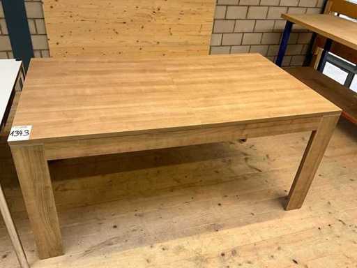 Uitschuifbare eettafel