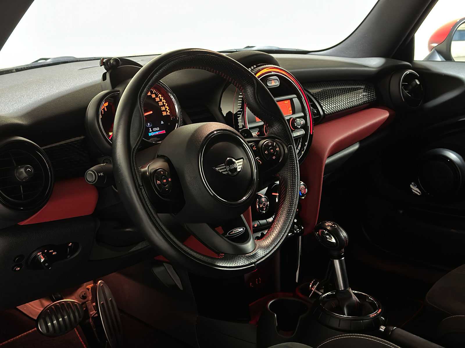 Mini John Cooper Works 2.0 F56 231pk 2015, SH-393-N