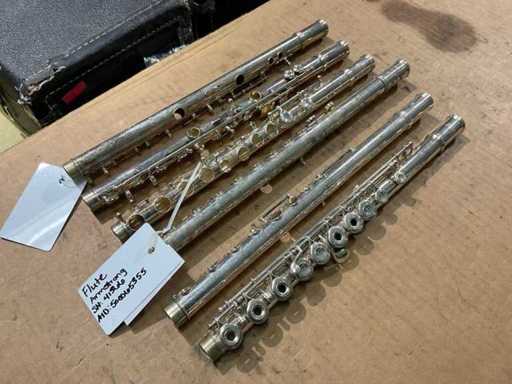 Verschiedene Teile Blasinstrumente (6x)