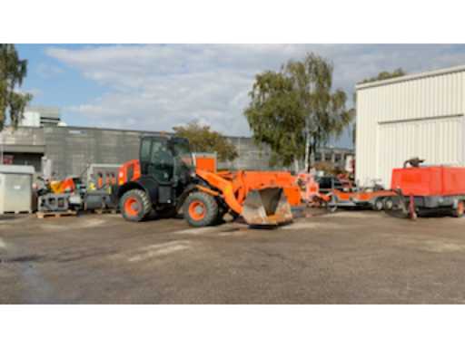 fbb9f9e2-2eda-4e64-a7ac-2b20b2a65f62.mp4