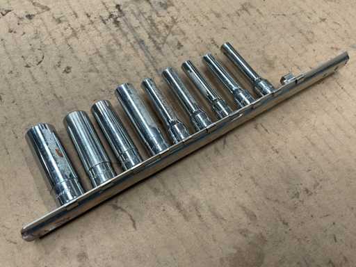 Jeu de douilles encliquetables