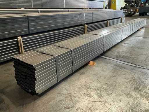 Sections en acier E235 - 6 faisceaux